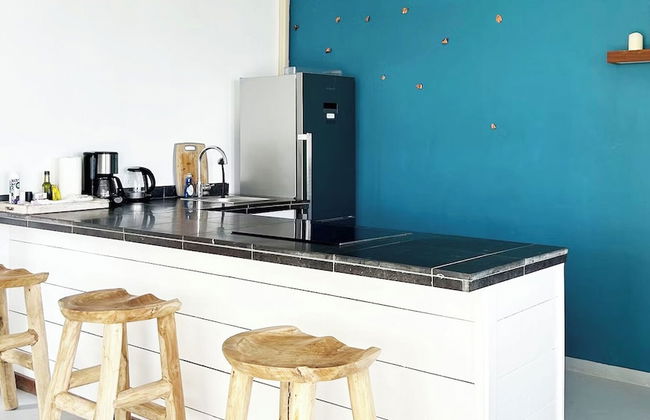 Whale Tails Hotel - Photo 13