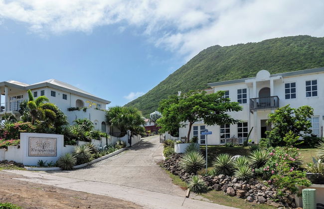 Whale Tails Hotel - Photo 55