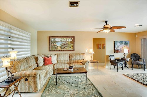 Foto 6 - Cape Coral Canal-front Home w/ Private Pool & Dock