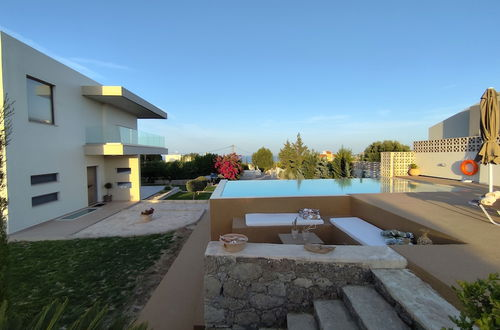 Photo 38 - Home21-elegant Spacious Villa-5 min From the Beach