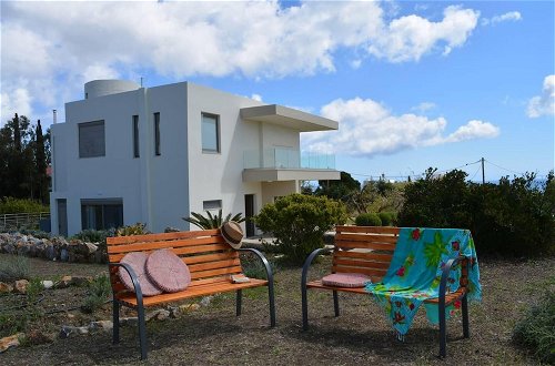 Photo 39 - Home21-elegant Spacious Villa-5 min From the Beach
