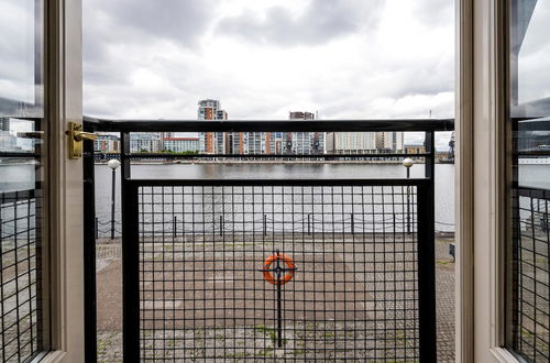 Foto 27 - Panoramic Docklands Home With Waterfront Views by Underthedoormat