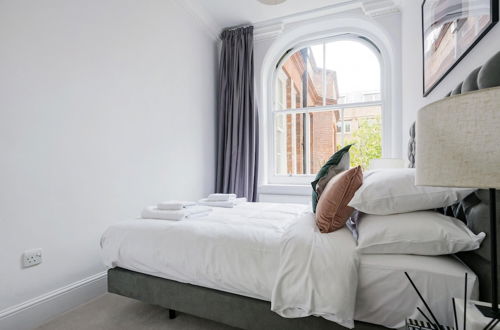 Photo 6 - The Ebury Suite Next to Sloane Square