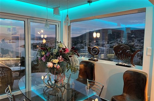 Photo 16 - Luxurious 2-bed Sea-side Apartment in Saronida