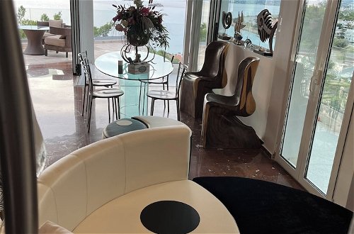 Foto 33 - Luxurious 2-bed Sea-side Apartment in Saronida