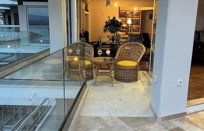 Luxurious 2-bed Seaside Apartment in Saronida - Foto 21