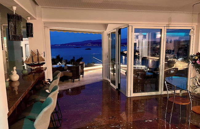 Luxurious 2-bed Seaside Apartment in Saronida - Foto 40