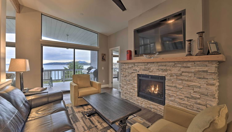 Photo 1 - Bayfront Home - Take Ferry to the San Juan Islands