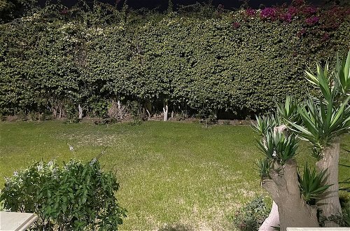 Photo 72 - Beverly hills villa with garden
