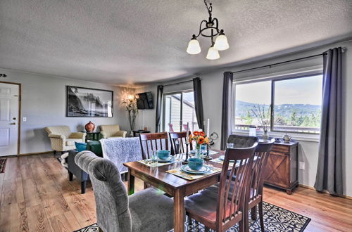 Photo 13 - Classy Hood River Condo With Mt. Adams Views