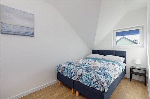 Photo 5 - Seaside Escape Apartments by Renters