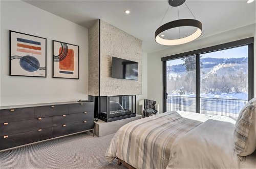 Photo 32 - Luxe Park City Townhome With Private Hot Tub