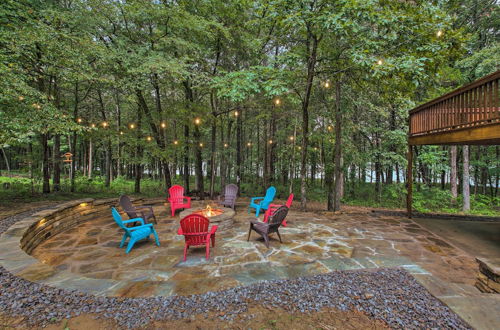 Photo 34 - Waterfront Lake Dardanelle Home w/ Dock & Fire Pit