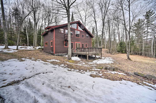 Foto 21 - Rustic Saranac Lake Cabin w/ Deck: Pets Welcome