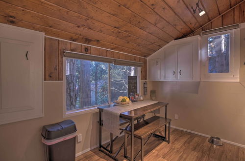 Foto 19 - Cozy, Pet-friendly Mtn Cabin: 1 Mi to Lake Gregory