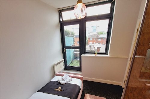 Photo 3 - Bull's Ring 3bed Penthouse City Centre