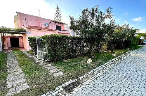 Photo 34 - Vilamoura Classic Villa With Pool