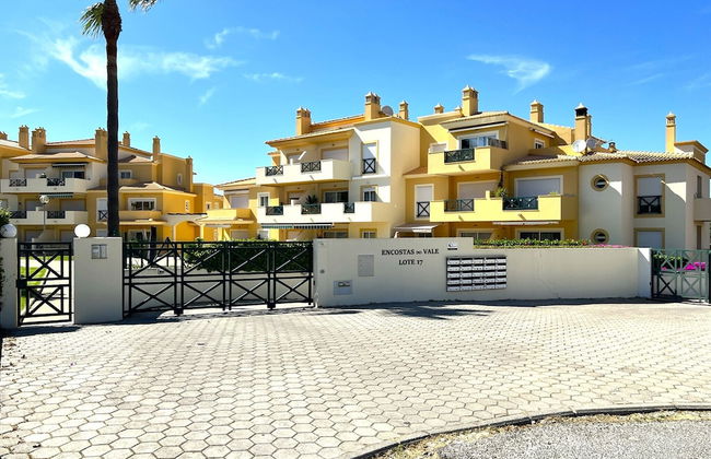 Albufeira Valley 2 With Pool by Homing - Foto 37