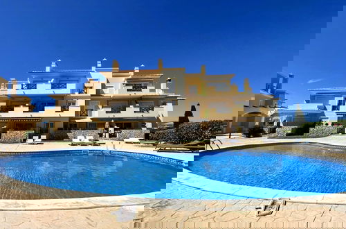 Foto 29 - Albufeira Valley 2 With Pool by Homing