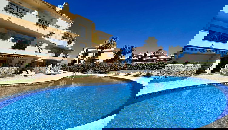 Foto 1 - Albufeira Valley 2 With Pool by Homing