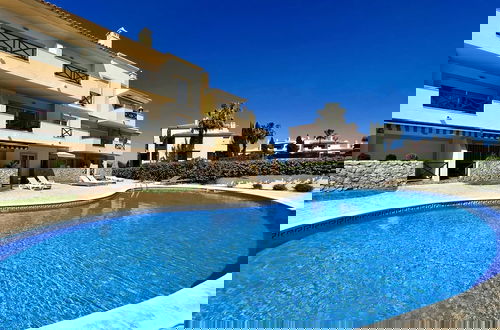 Foto 1 - Albufeira Valley 2 With Pool by Homing