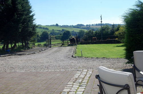 Photo 32 - Central Scotland Country Side With Outdoor Bbq Hut