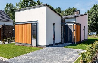 Foto 1 - Stylish Villa With Covered Terrace in Limburg