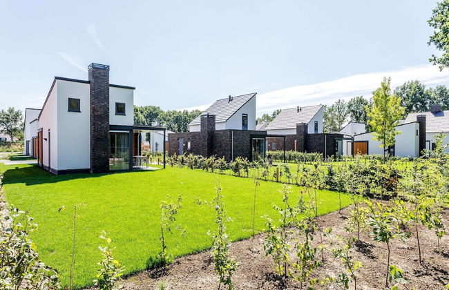 Stylish Villa With Covered Terrace in Limburg - Foto 35