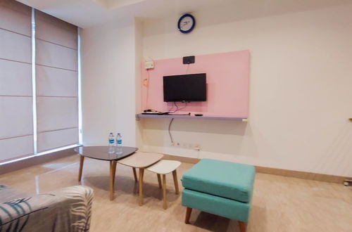 Photo 16 - Cozy Stay And Warm 1Br Branz Bsd City Apartment