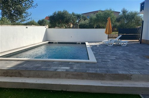 Foto 7 - Apartment With a Pool, Mountainview, Near the Sea