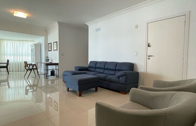 AMPLO APARTAMENTO UM POR ANDAR - Foto 17