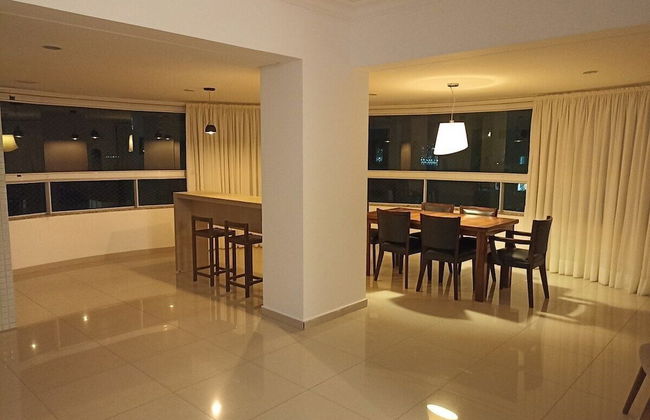 AMPLO APARTAMENTO UM POR ANDAR - Foto 27