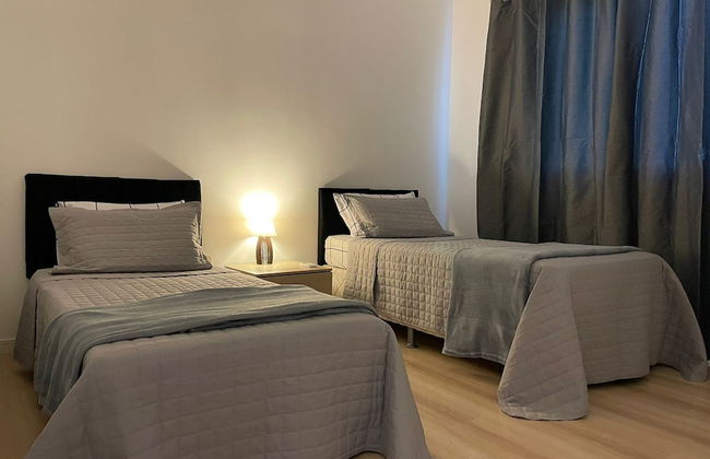 AMPLO APARTAMENTO UM POR ANDAR - Foto 11