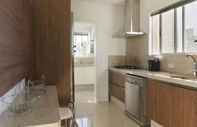 AMPLO APARTAMENTO UM POR ANDAR - Foto 15