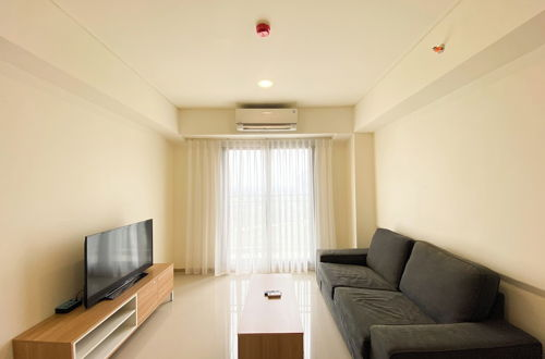 Photo 12 - Modern And Homey 2Br At Meikarta Apartment