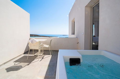 Photo 2 - Makrikythera Luxury Suites - Private Jacuzzi Nest