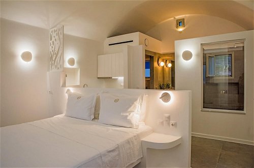 Foto 1 - Makrikythera Luxury Suites - Private Jacuzzi Nest