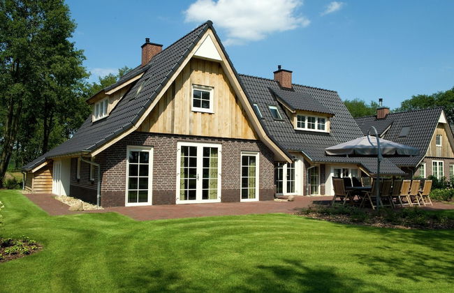 Cozy Group Stay w/ Fireplace - Foto 1