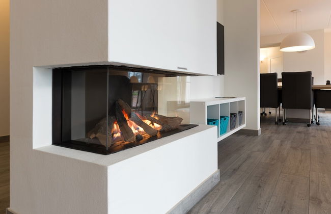 Cozy Group Stay w/ Fireplace - Foto 13