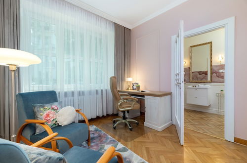 Photo 12 - Mickiewicza Apartment Cracow by Renters