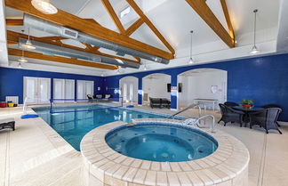 Photo 1 - Luxurious Lakehouse With Indoor Pool-hot Tub-fire Pit