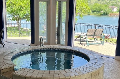 Photo 26 - Luxurious Lakehouse With Indoor Pool-hot Tub-fire Pit