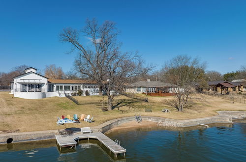 Foto 45 - Luxurious Lakehouse With Indoor Pool-hot Tub-fire Pit