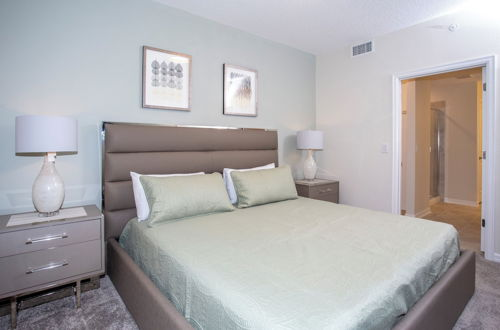 Photo 16 - Luxurious 2 Bedroom Apartment Close to Disney 303 4721