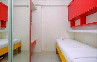 Photo 2 - Comfort Designed 2Br At Green Pramuka City Apartment