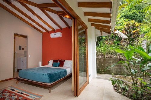 Foto 19 - Tropical Villa With Private Pool in Manuel Antonio