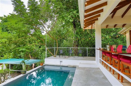 Foto 9 - Tropical Villa With Private Pool in Manuel Antonio