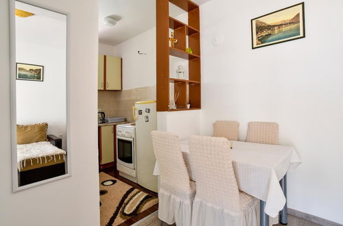 Foto 5 - Comfy Flat w Balcony 5 min to Greco Beach in Budva