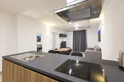 Photo 33 - Gzira Suite 7-hosted by Sweetstay