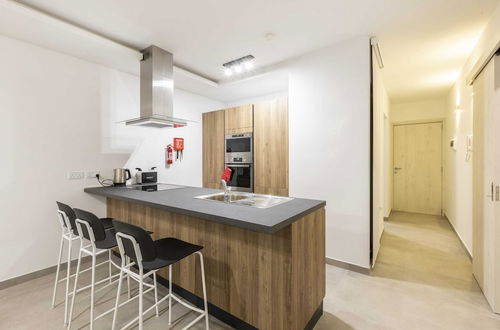 Photo 10 - Gzira Suite 7-hosted by Sweetstay